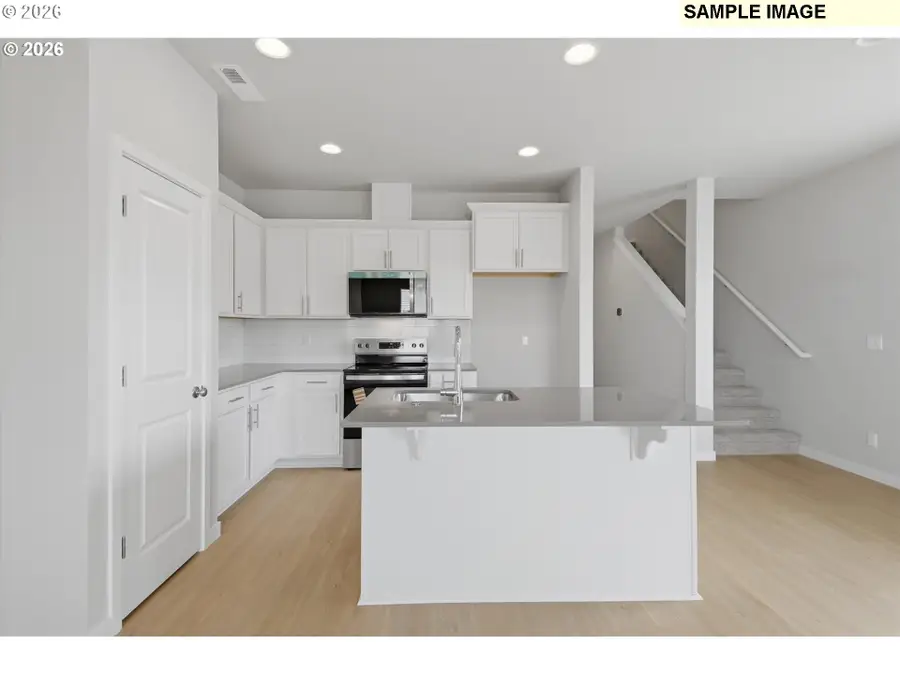 362 E Wilson St, Carlton, OR 97111 - #3