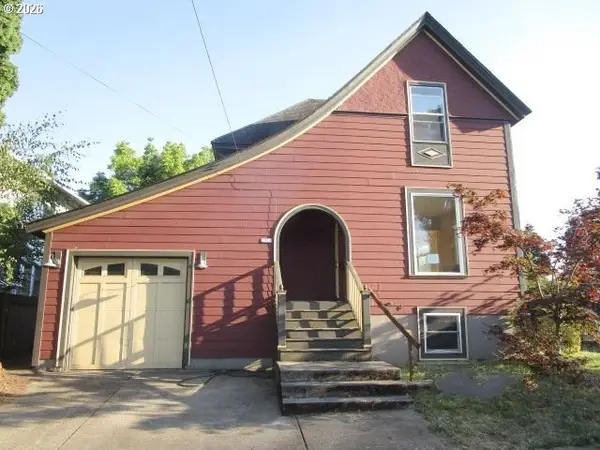 2004 SE Ash St, Portland, OR 97214