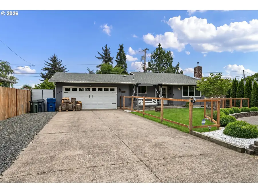 615 Kenmore St, Eugene, OR 97402 - #2