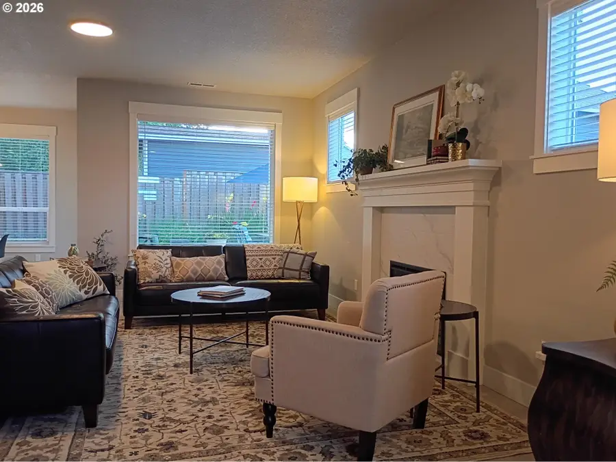 17649 SW Cobb Ln, Beaverton, OR 97007 - #3