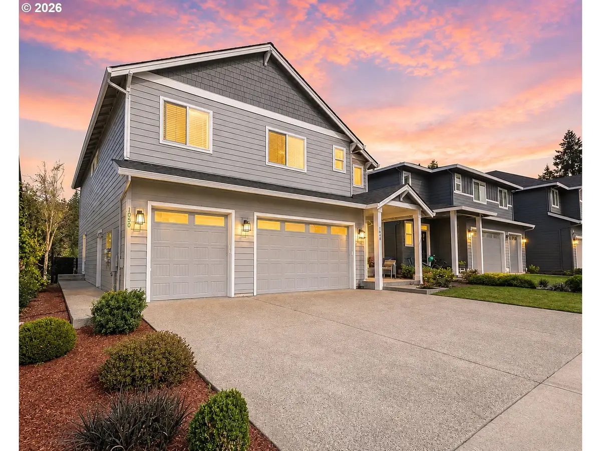 1048 NE Regan Hill Loop, Estacada, OR 97023 - #1