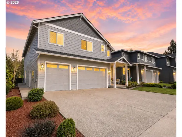 1048 NE Regan Hill Loop, Estacada, OR 97023
