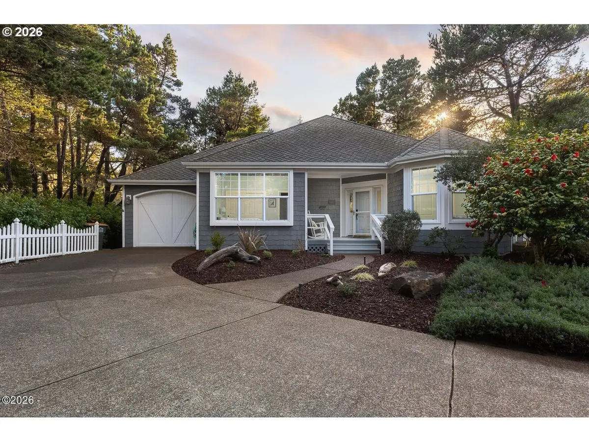 6315 SW Arbor Dr, South Beach, OR 97366 - #1