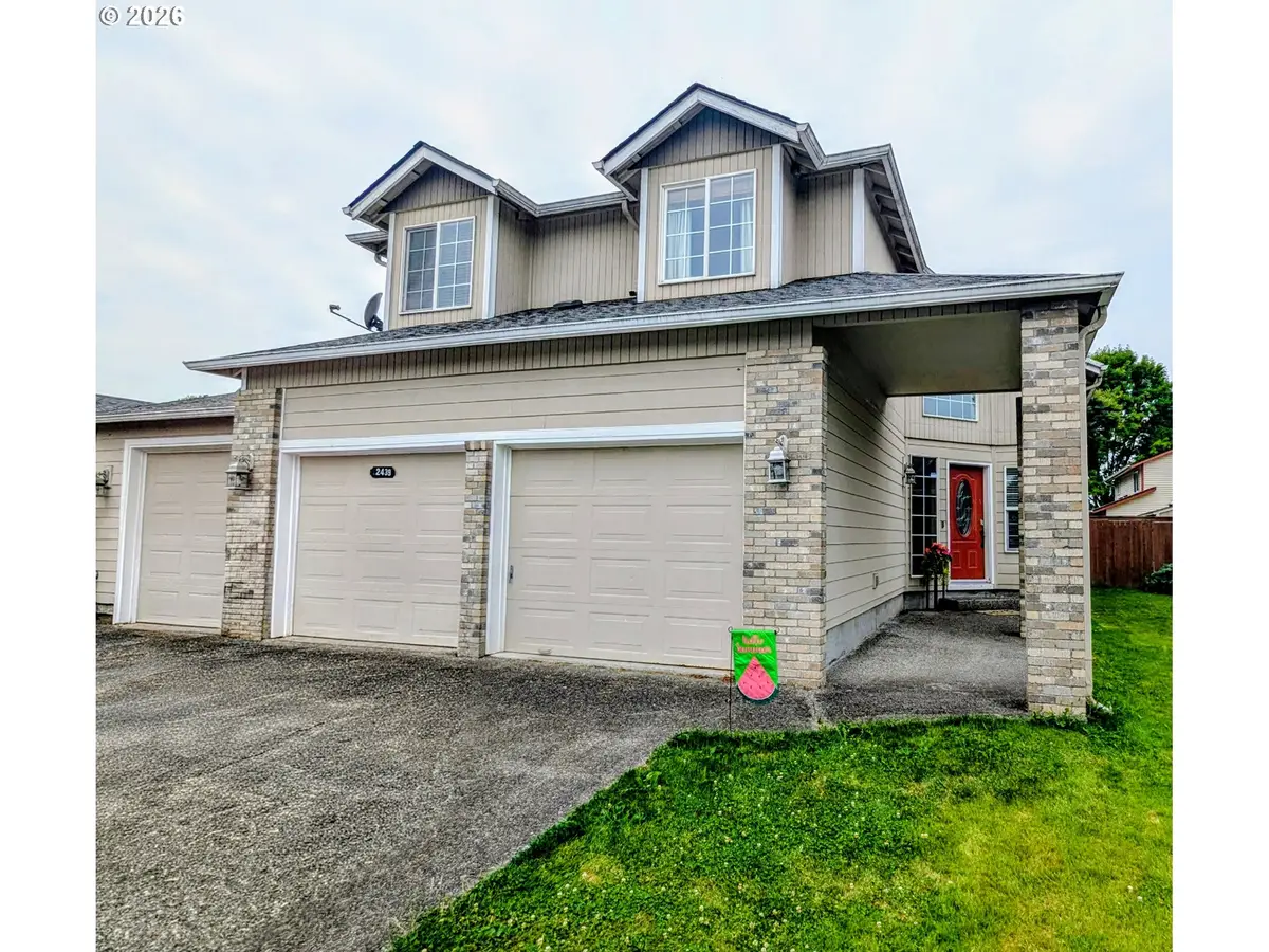 2439 Mulberry Ave, Longview, WA 98632 - #1