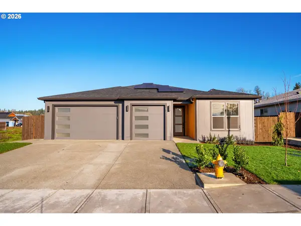 2350 Foxtrot St, LaCenter, WA 98629