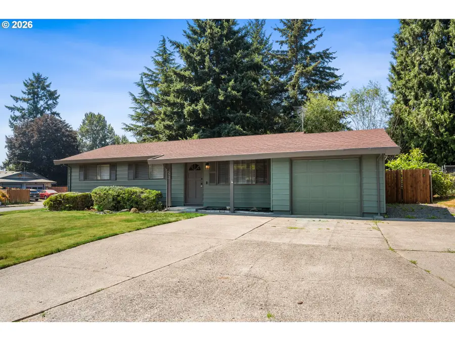 23 35th St, Washougal, WA 98671 - #3
