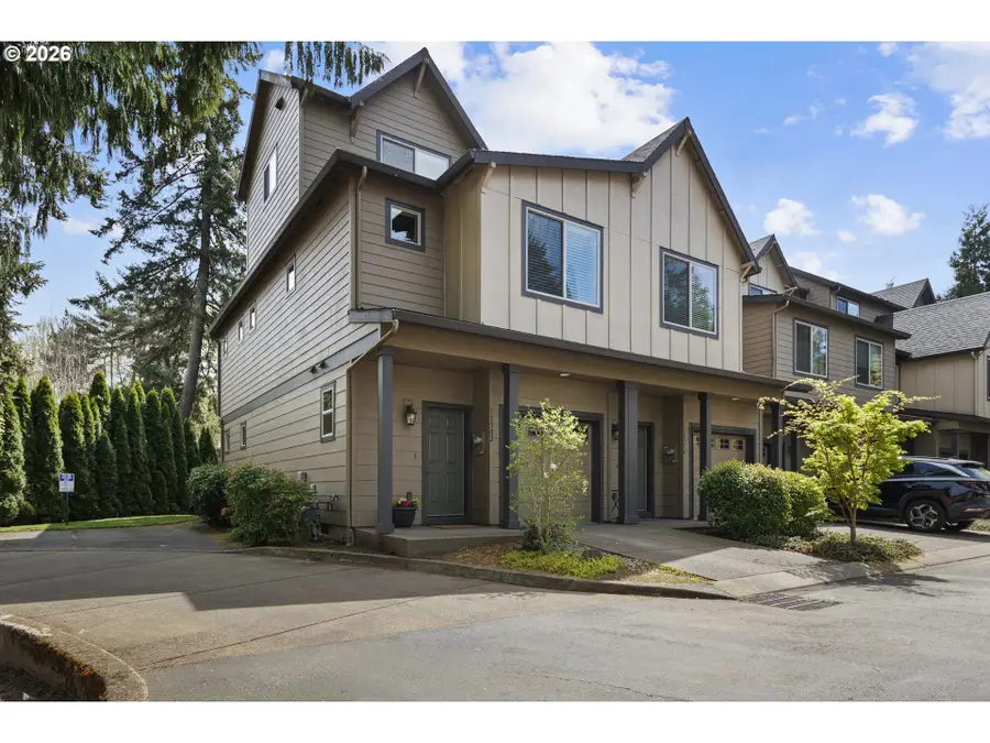 11302 SW Hallmark Ter, Portland, OR 97223 - #2