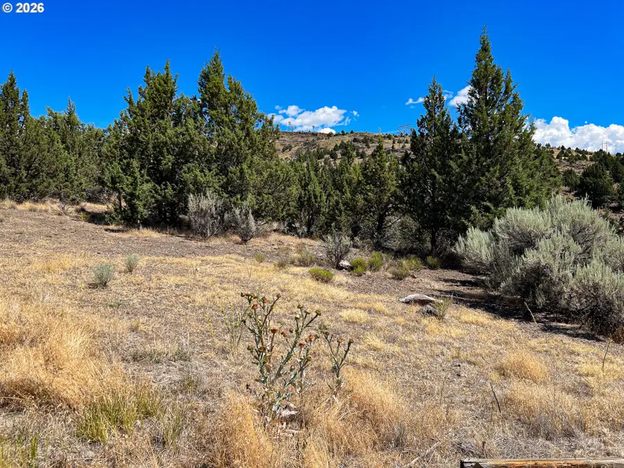 219 Valley View Dr, John Day, OR 97845 - #2