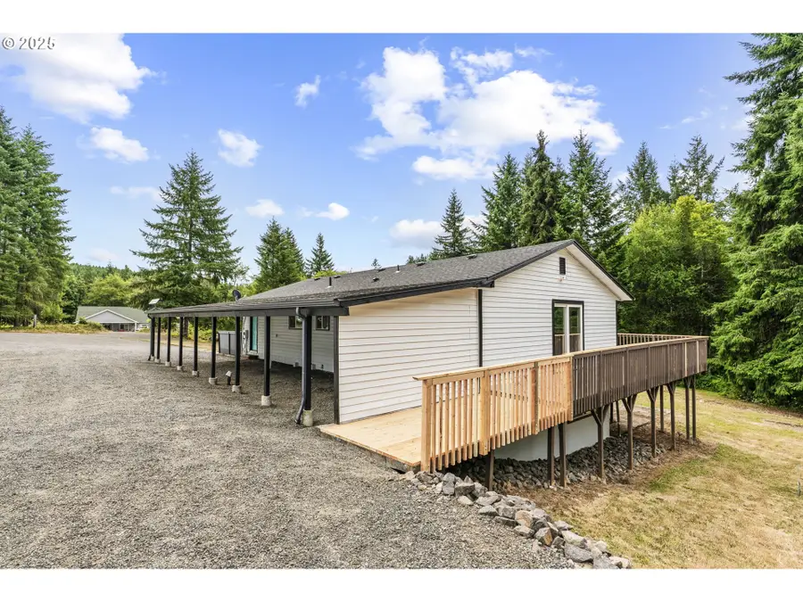 652 Ragland Rd, Longview, WA 98632 - Image #2