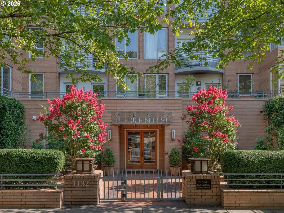 1132 SW 19th Ave #411, Portland, OR 97205 - #1