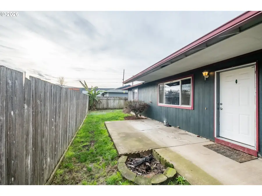1940 17th Ave, Albany, OR 97322 - Image #2