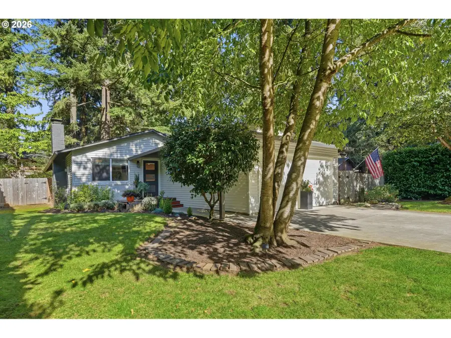 5711 Mcewan Rd, Lake Oswego, OR 97035 - #2