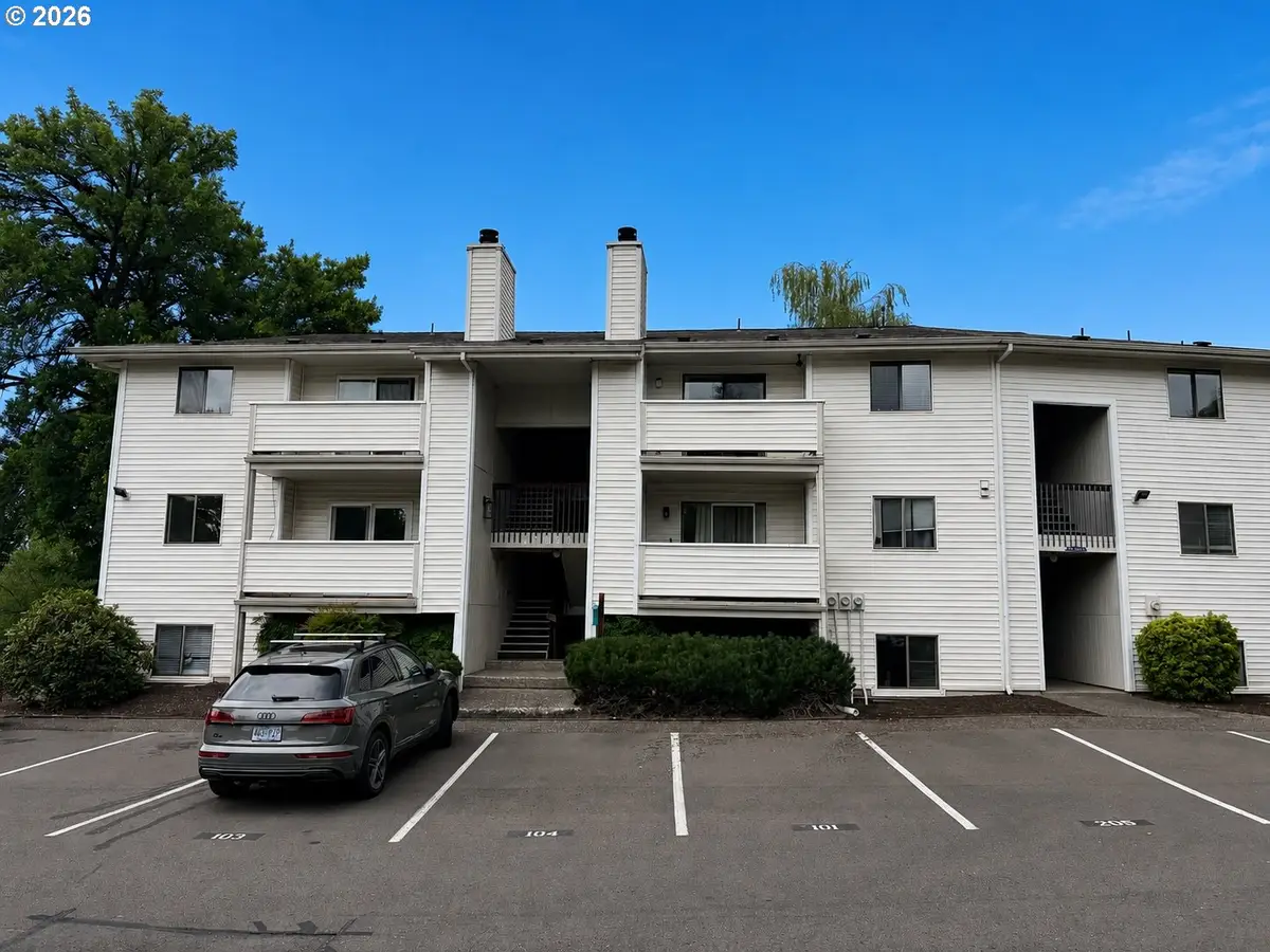 11040 SW Greenburg Rd #206, Portland, OR 97210 - #1