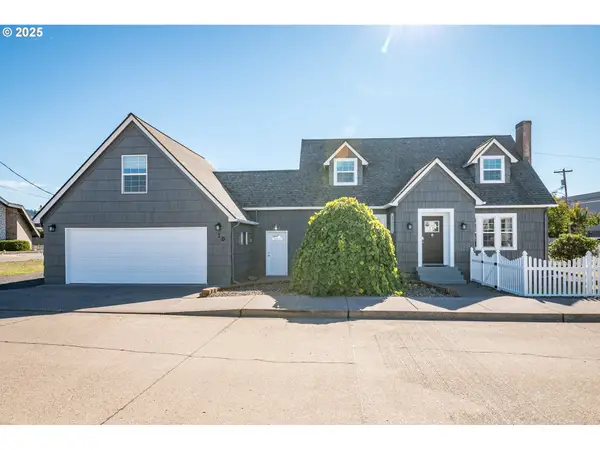 1 SW D St, CastleRock, WA 98611