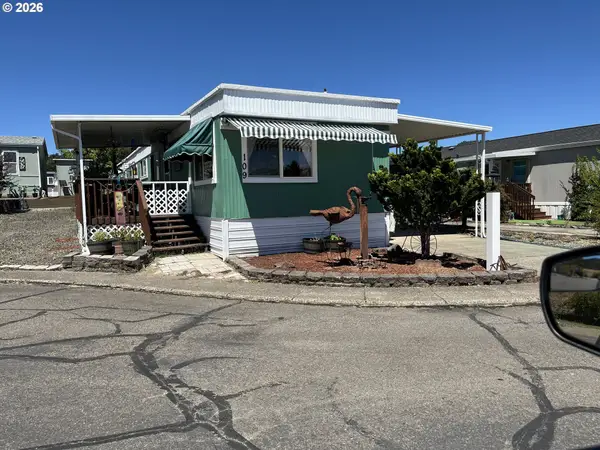 109 Shadow Ranch Ln, Roseburg, OR 97470