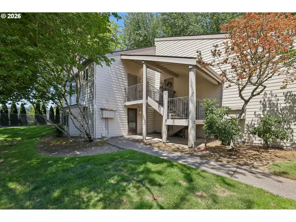 10141 SW Trapper Ter, Beaverton, OR 97008