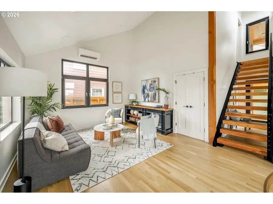 7135 N Delaware Ave, Portland, OR 97217 - Image #3