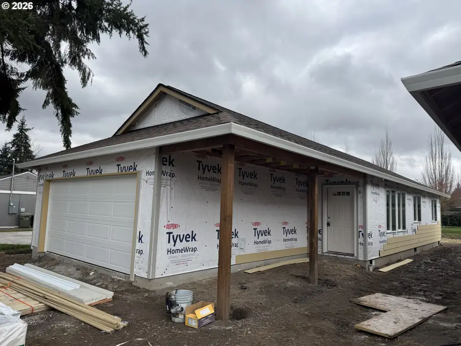 206 Douglas St, Longview, WA 98632 - #2