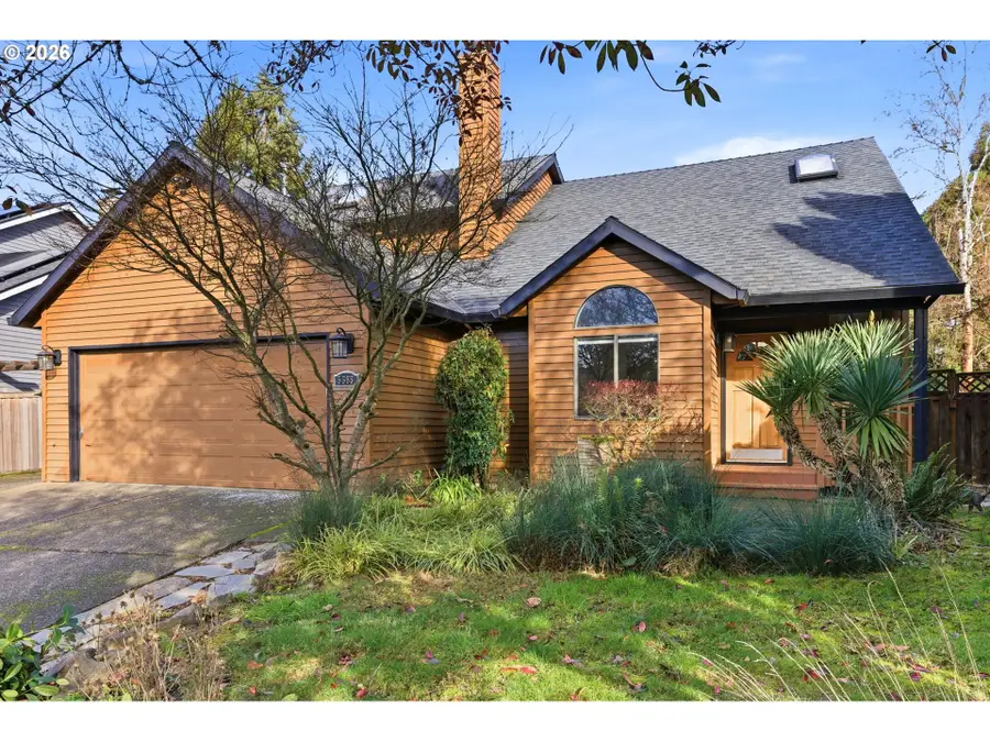 5585 NW Peregrine Pl, Portland, OR 97229 - #3
