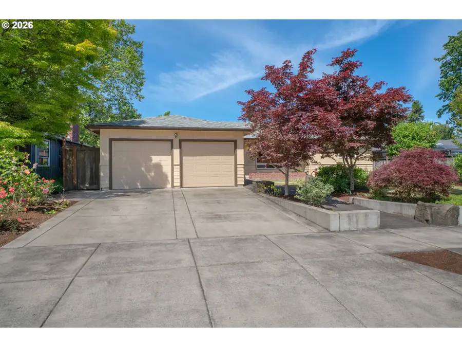 2540 Tyler St, Eugene, OR 97405 - #3