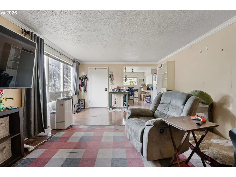 830 Deal St, Junction City, OR 97448 - #2
