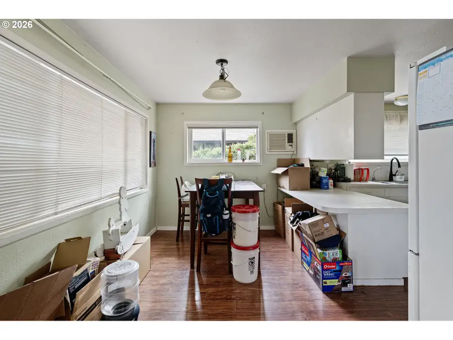 830 Deal St, Junction City, OR 97448 - #3