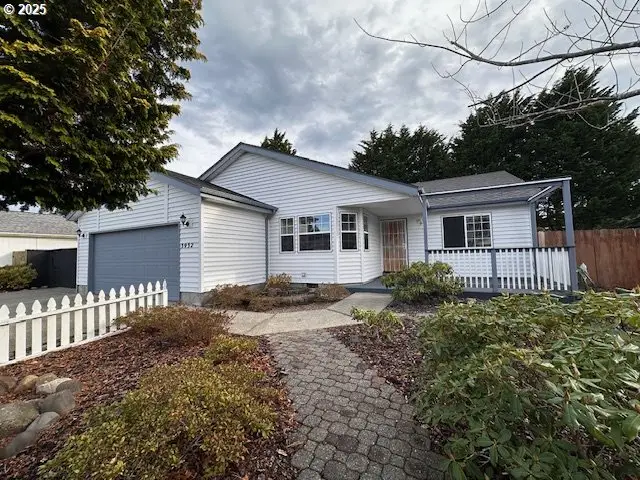 3932 Spruce St, Florence, OR 97439 - Image #2