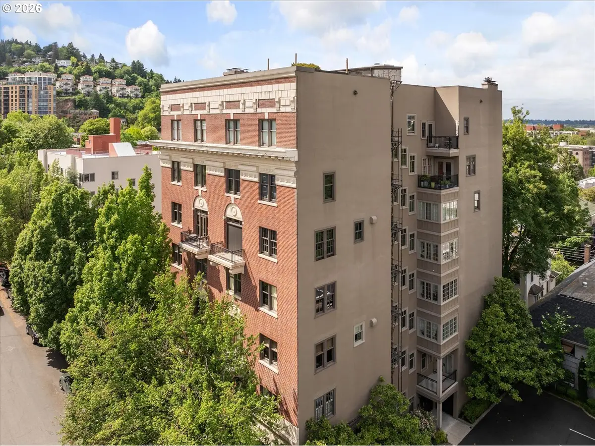 2141 NW Davis St #301, Portland, OR 97210 - #1