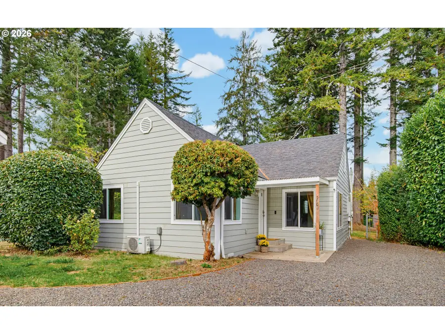 5609 Canary Rd, Florence, OR 97439 - #2