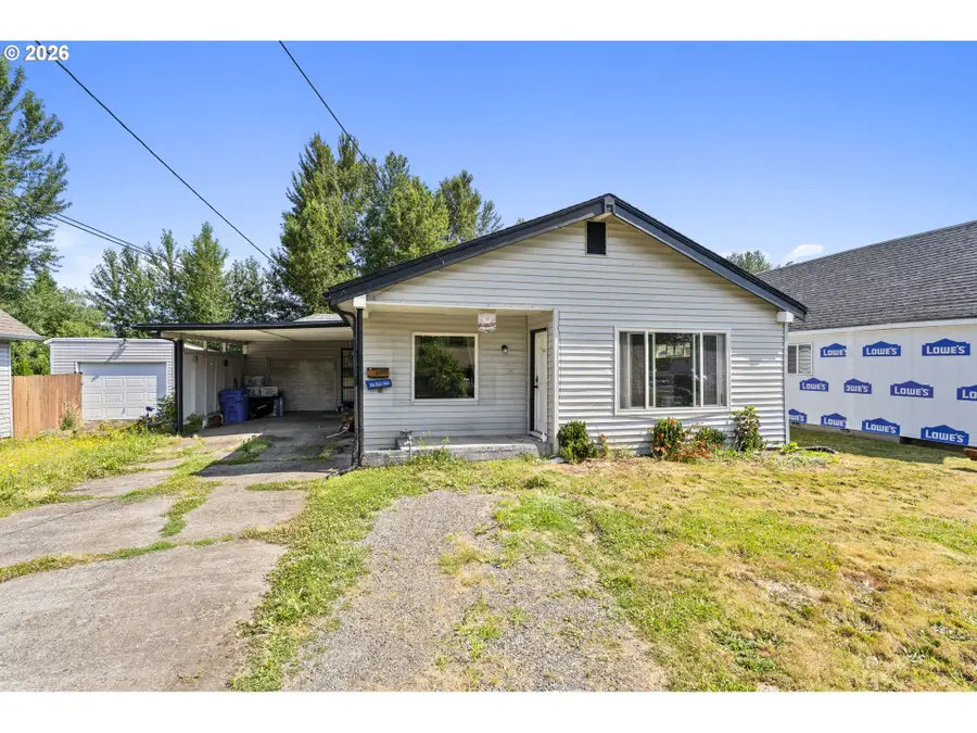 1101 Elm St, Kelso, WA 98626 - #2