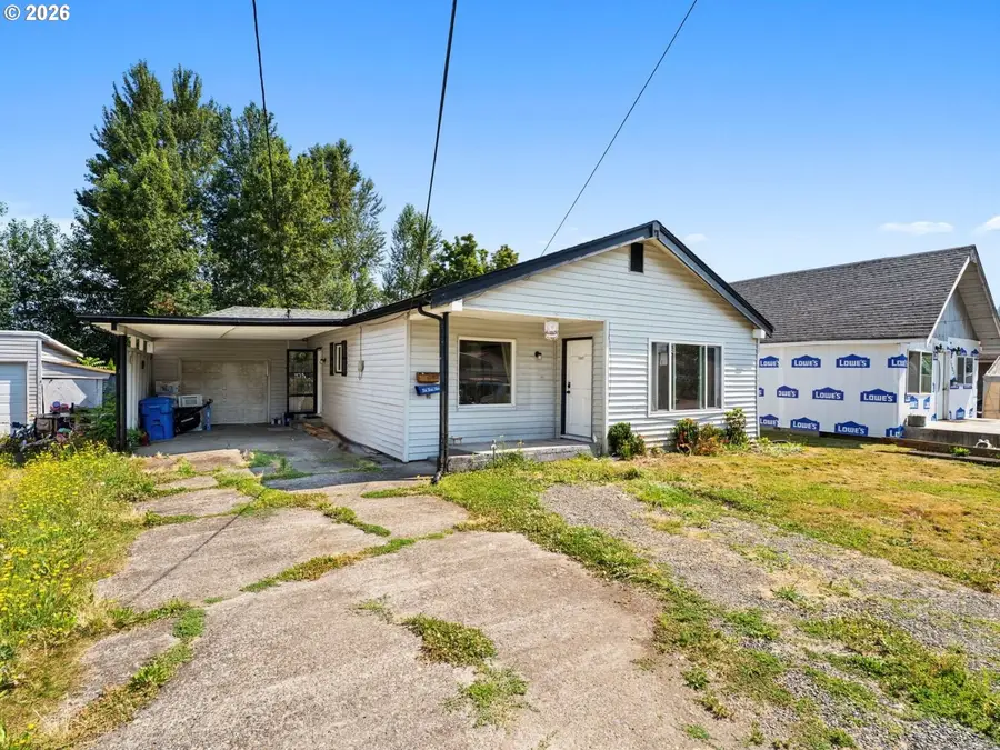 1101 Elm St, Kelso, WA 98626 - #3