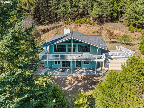 1604 Spring Brook Rd, MyrtleCreek, OR 97457