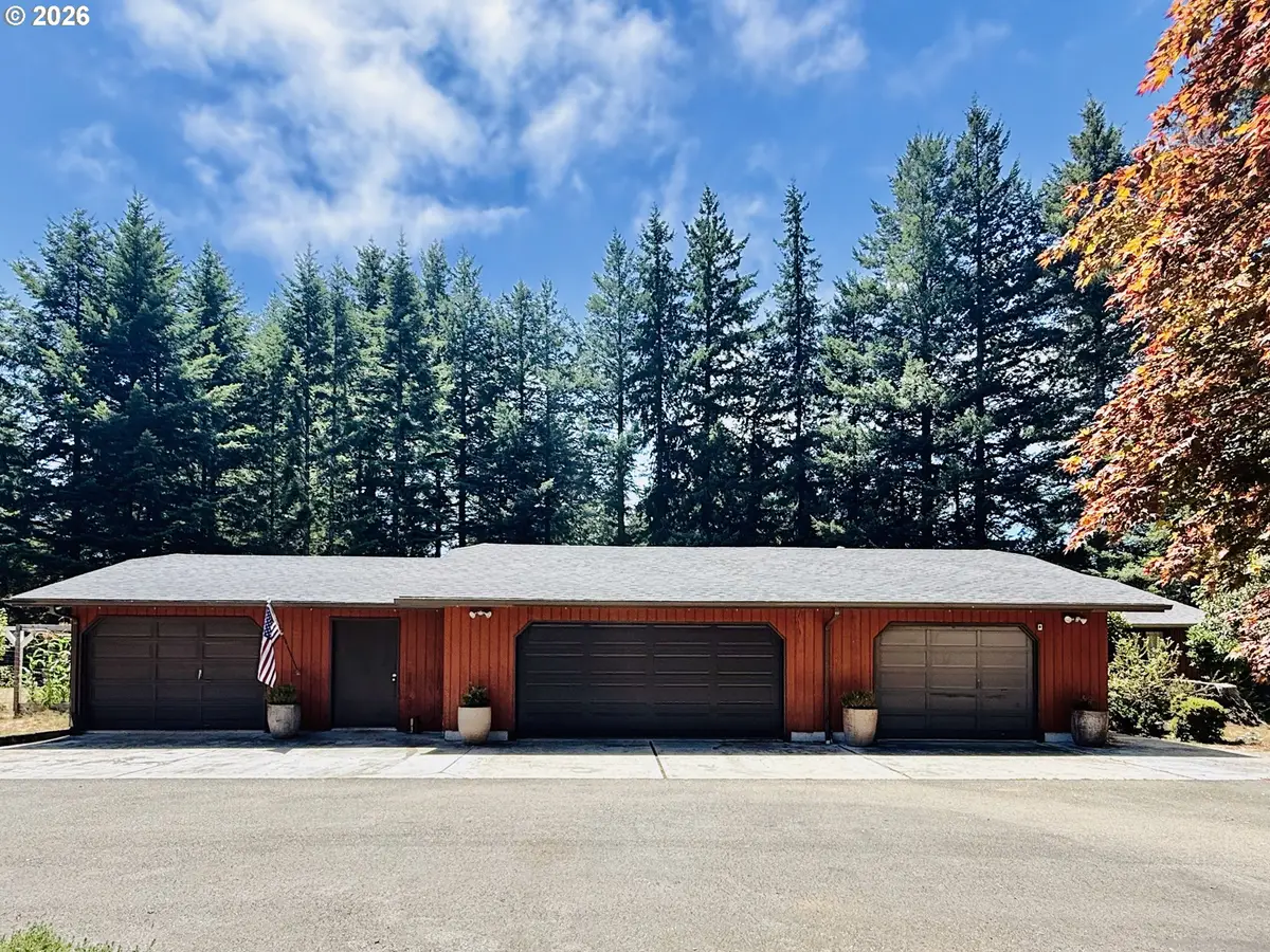 19056 Pacific Crest Dr, Brookings, OR 97415 - #1