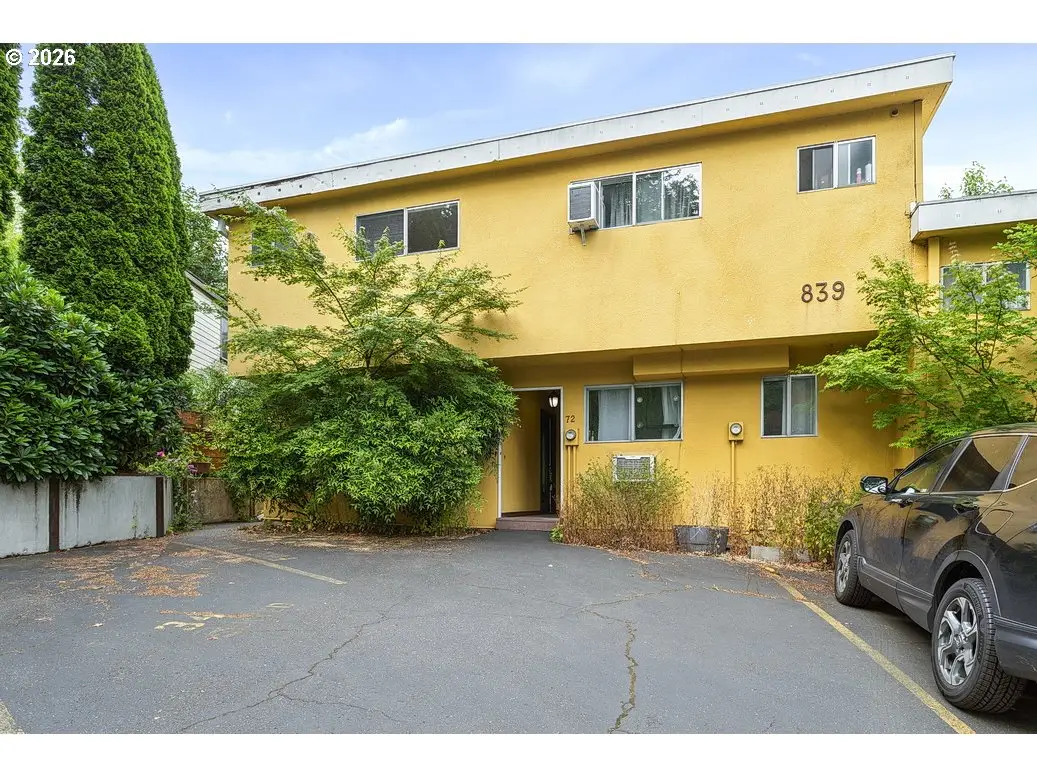 839 SW Broadway Dr #71, Portland, OR 97201 - #1
