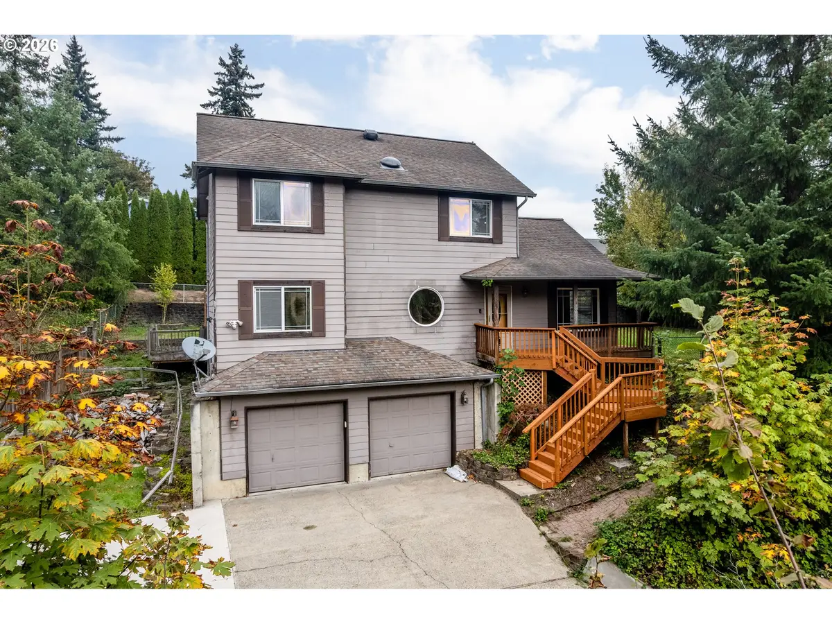 217 Nevada Dr, Longview, WA 98632 - #1