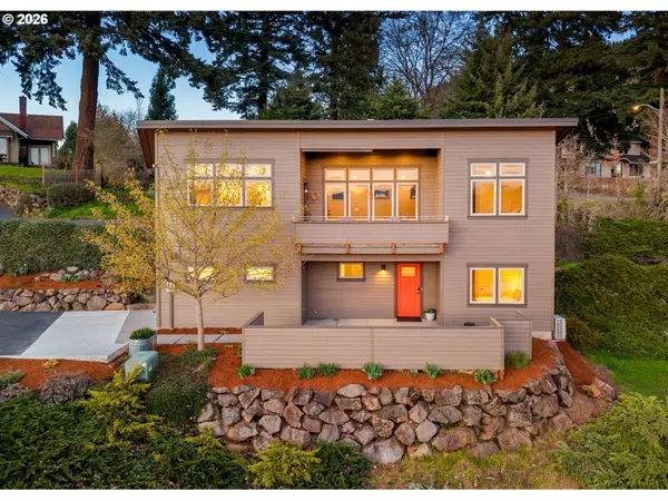 591 NE Grandview Blvd, WhiteSalmon, WA 98672