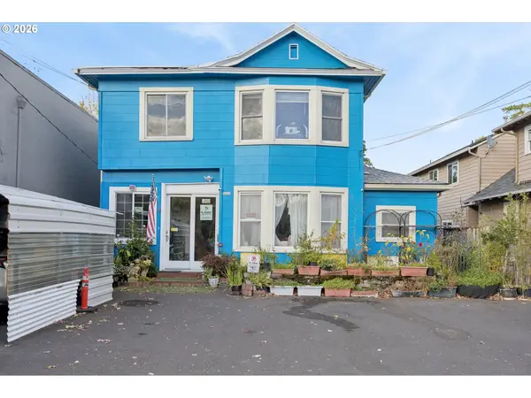 8031 E Burnside St, Portland, OR 97215