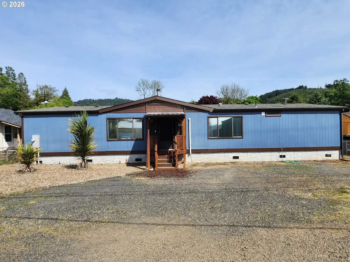 430 Birch St, Drain, OR 97435 - #1