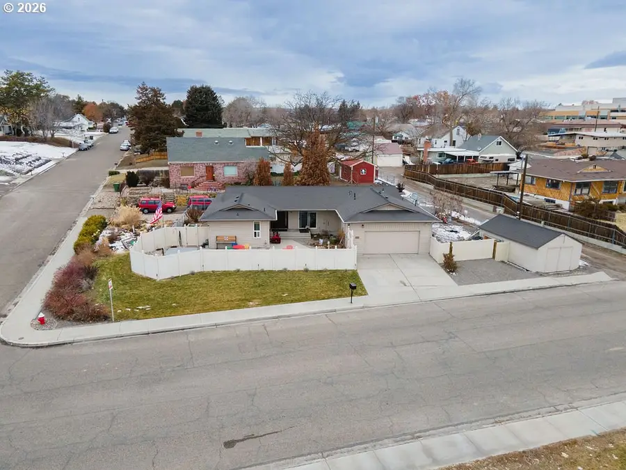 585 S Park Blvd, Ontario, OR 97914 - #3