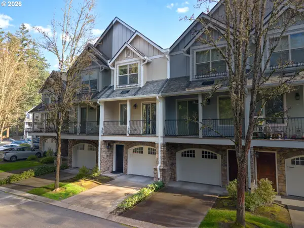 1952 NE 48th Way, Hillsboro, OR 97124