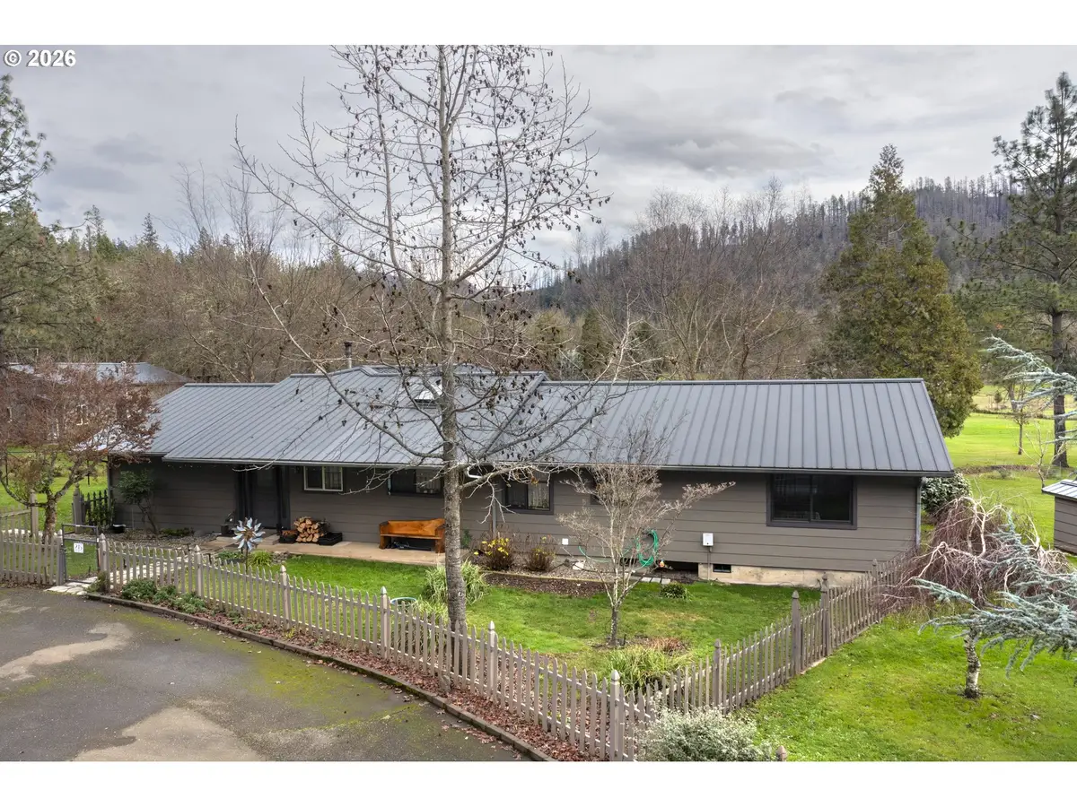 215 Kennaday Ln, Idleyld Park, OR 97447 - Image #1