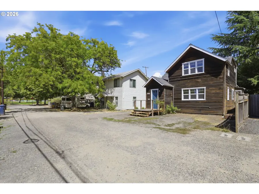 2459 Miami Ln, Eugene, OR 97403 - #2