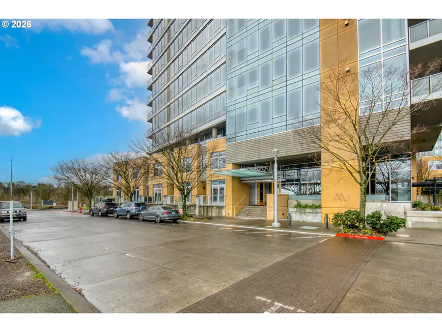836 S Curry St #1306, Portland, OR 97239 - Image #2