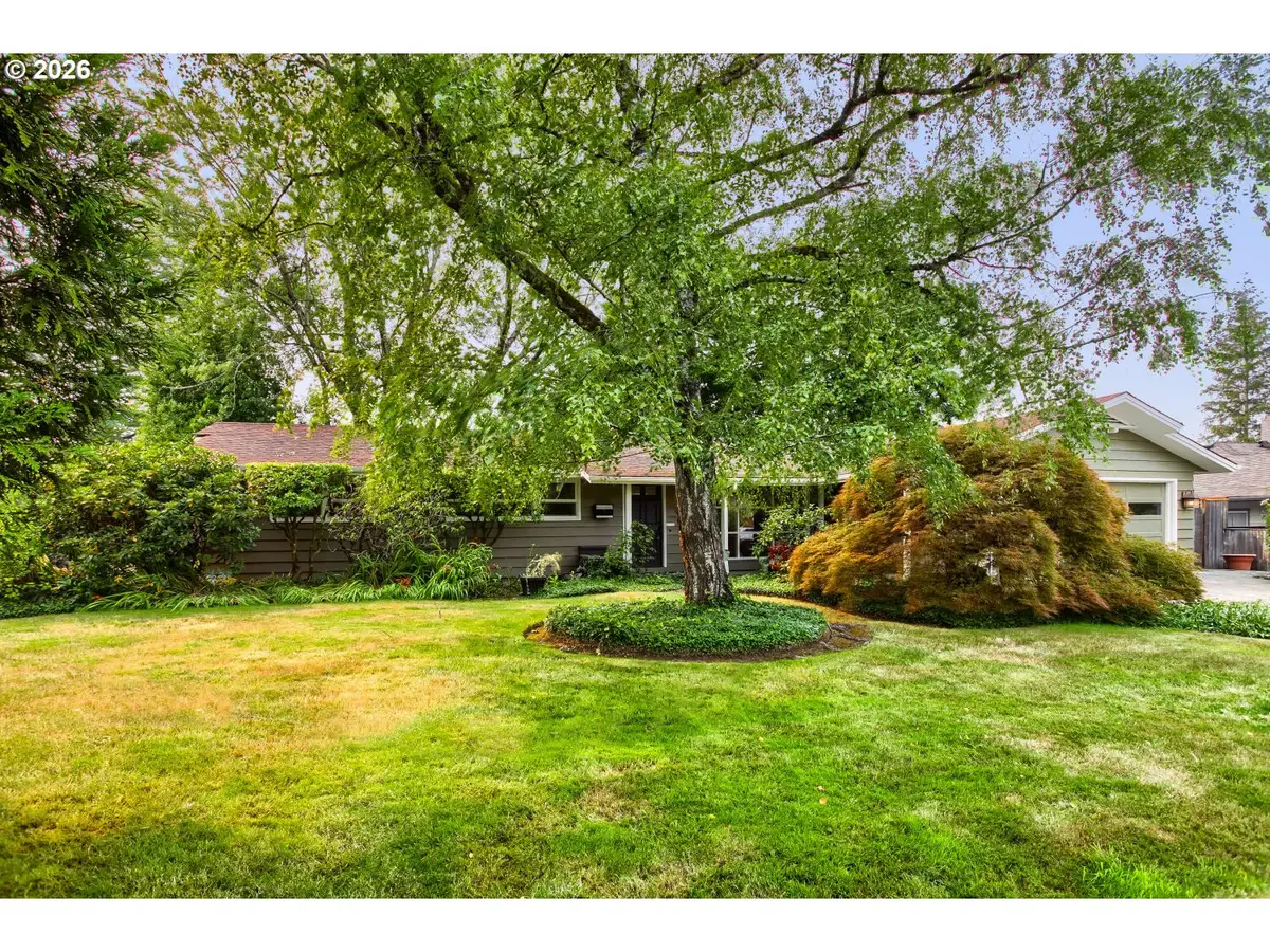 11925 SW Faircrest St, Portland, OR 97225 - #1