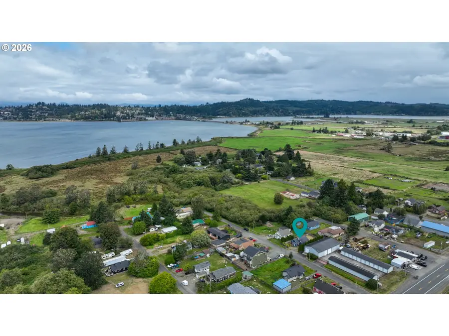92367 E Rd, Astoria, OR 97103 - #3