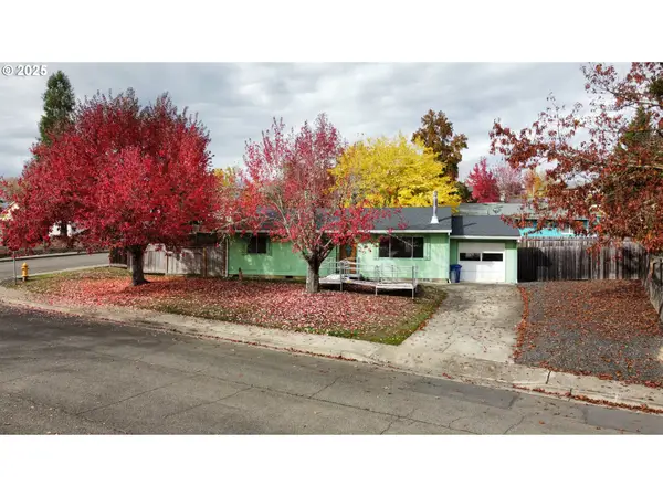 841 NW Lori St, Winston, OR 97496