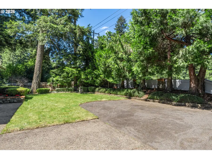 45060 Mckenzie Hwy, Walterville, OR 97489 - #3