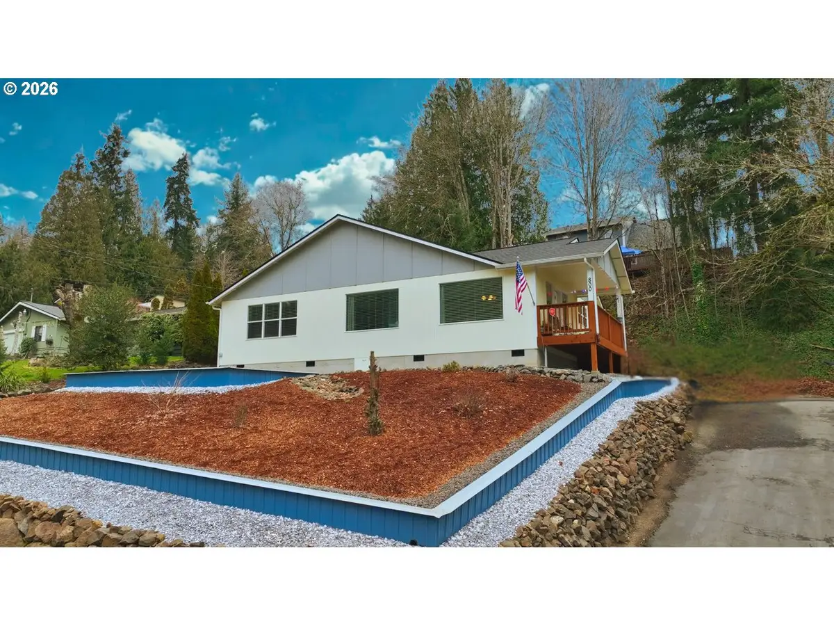 800 N 23rd Ave, Kelso, WA 98626 - #1
