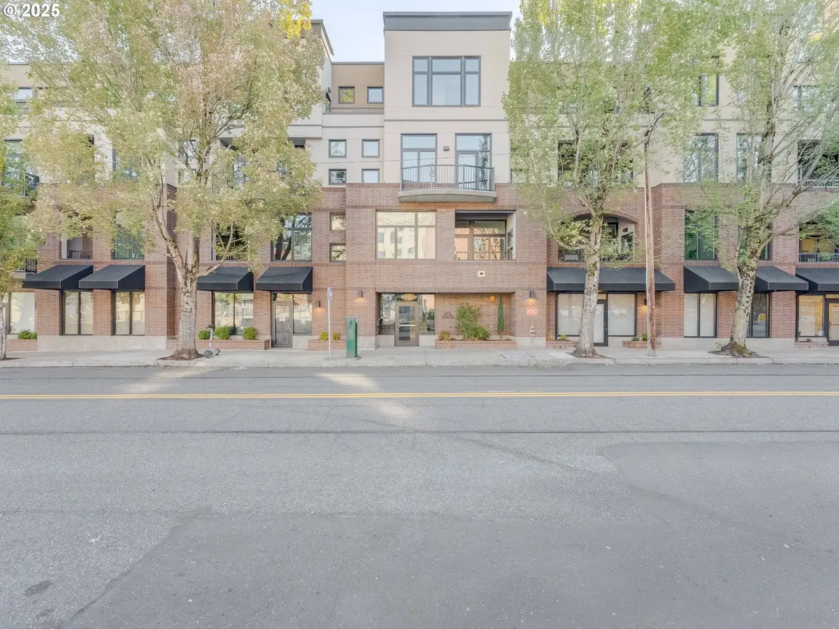 618 NW 12th Ave #306, Portland, OR 97209 - #1