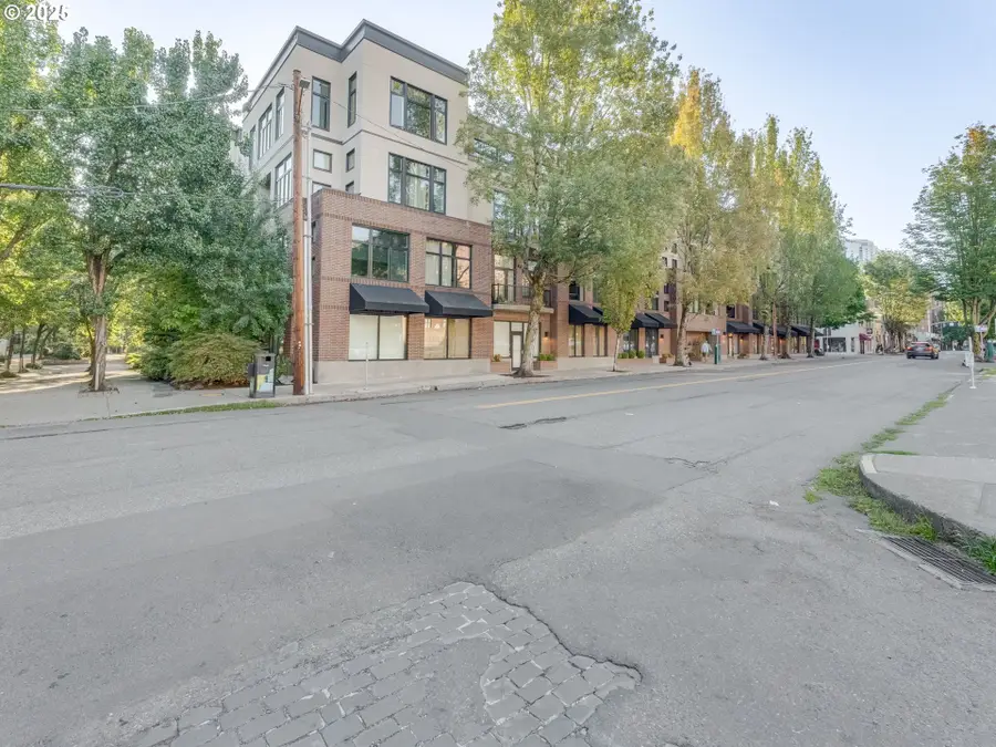 618 NW 12th Ave #306, Portland, OR 97209 - #3